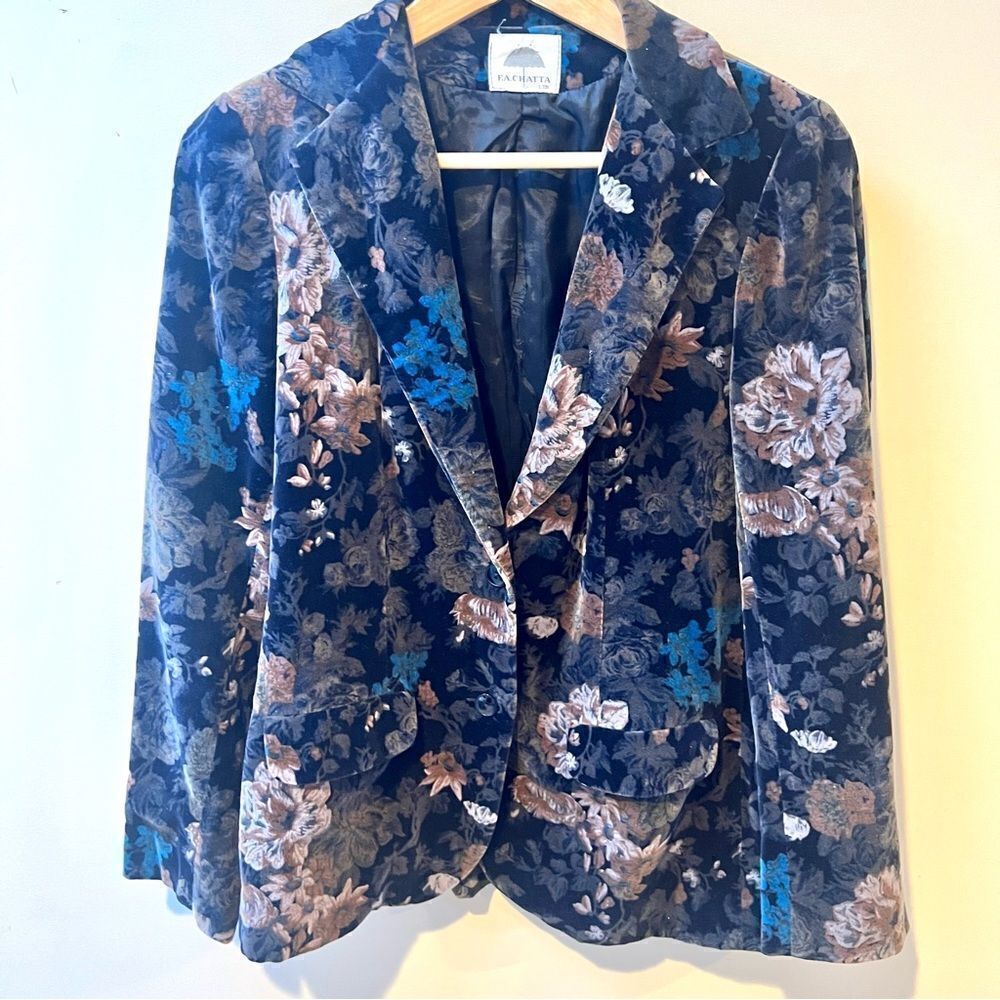 - FA Chatta vintage velvet floral print jacket Sz Sm